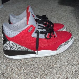 Jordan 3 Fire Red